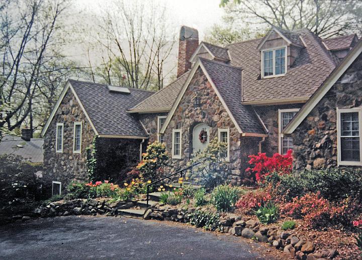 Harrison.jpg - One of Ralph Wolff's art works: the house at 107 Harrison St., Verona, N.J. Built with his own hands of stone, concrete and wood.